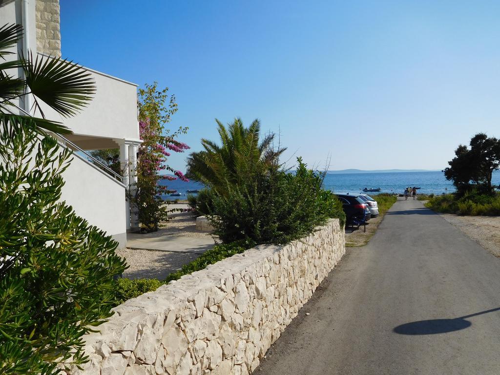 Mirakul Apartments فير المظهر الخارجي الصورة