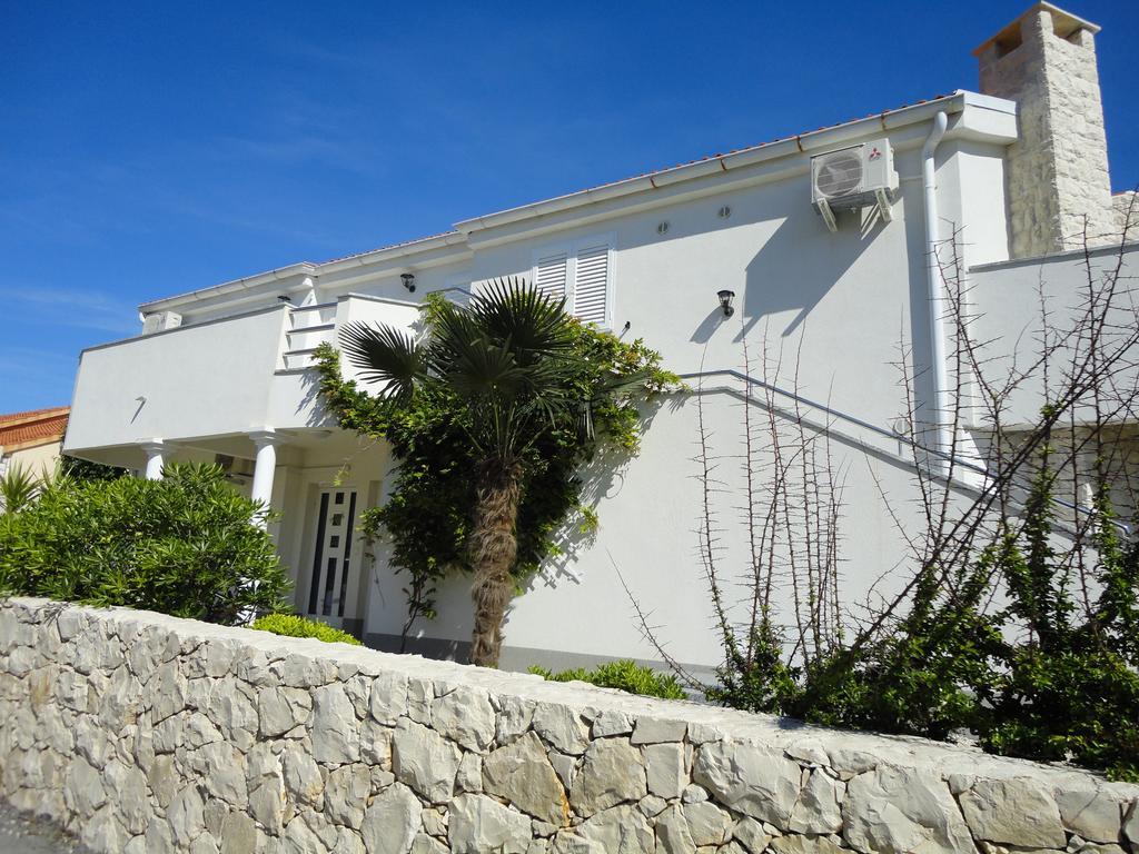 Mirakul Apartments فير المظهر الخارجي الصورة